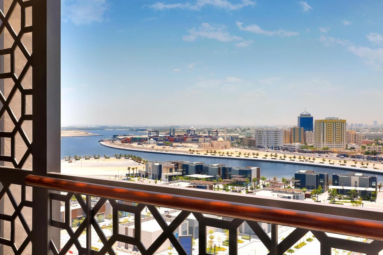 Ajman Saray, A Luxury Collection Resort, Ajman Exterior foto View of the port of Suez