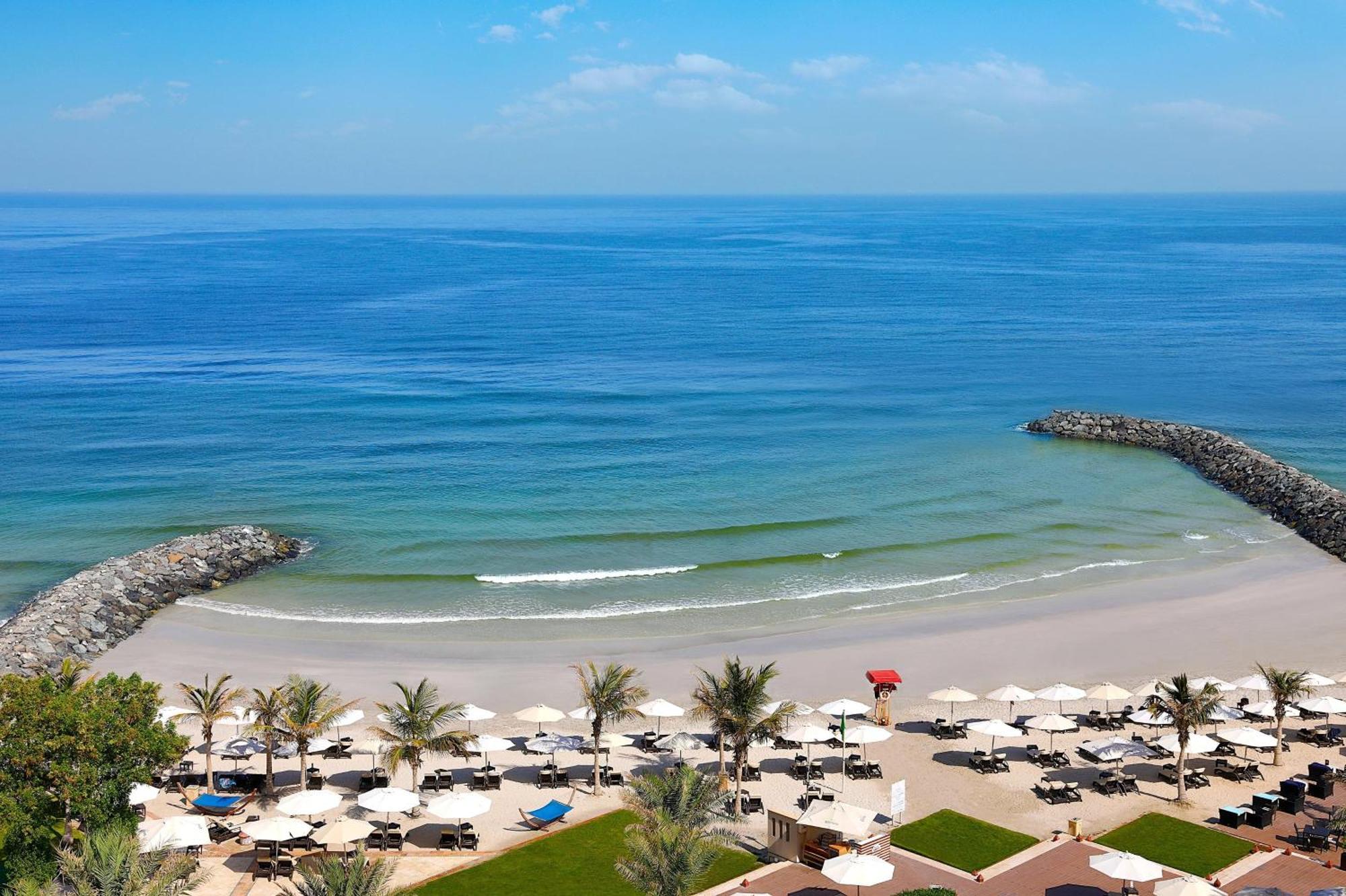 Ajman Saray, A Luxury Collection Resort, Ajman Exterior foto Beach at the Jumeirah Beach Hotel