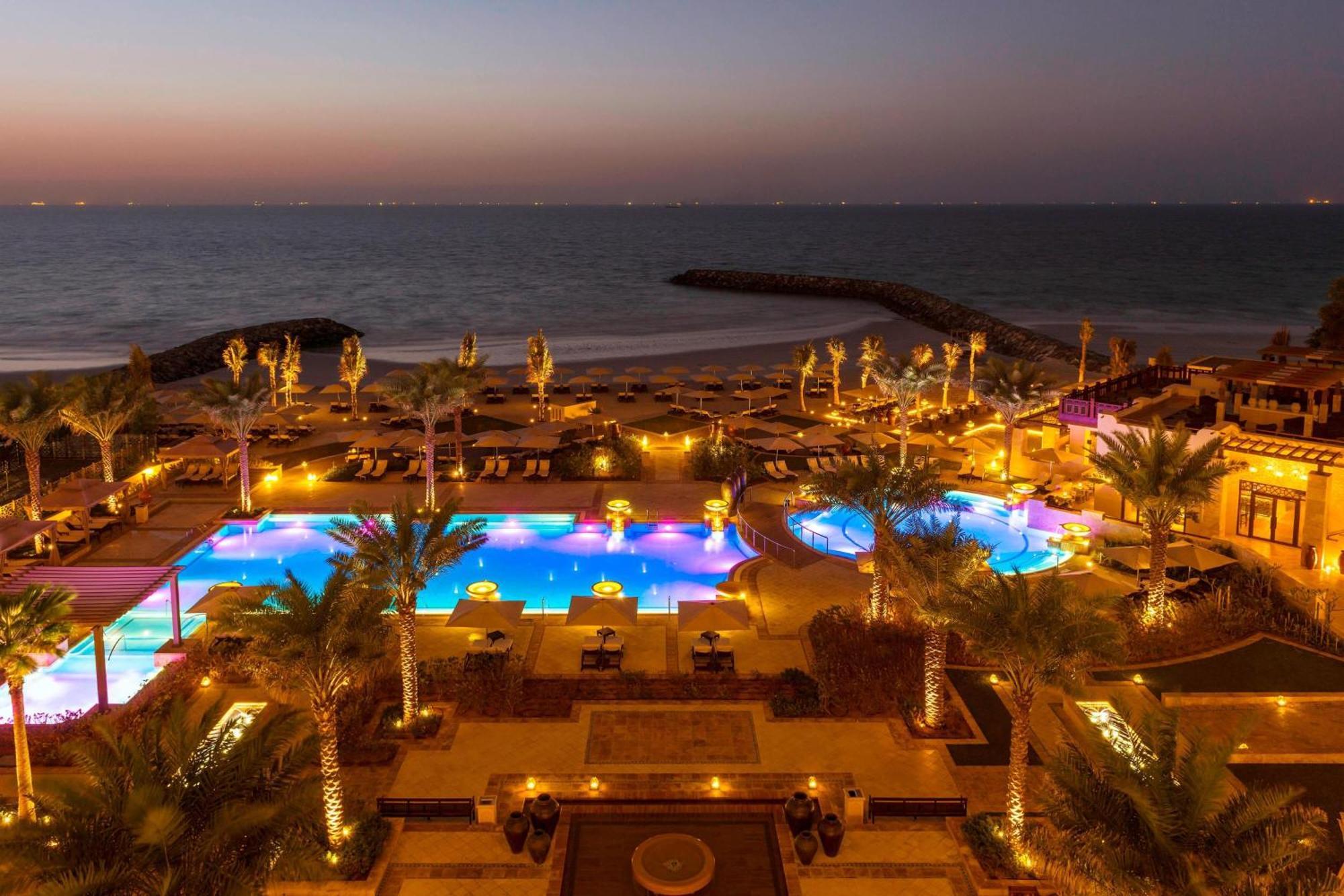 Ajman Saray, A Luxury Collection Resort, Ajman Exterior foto The Cove Rotana Resort
