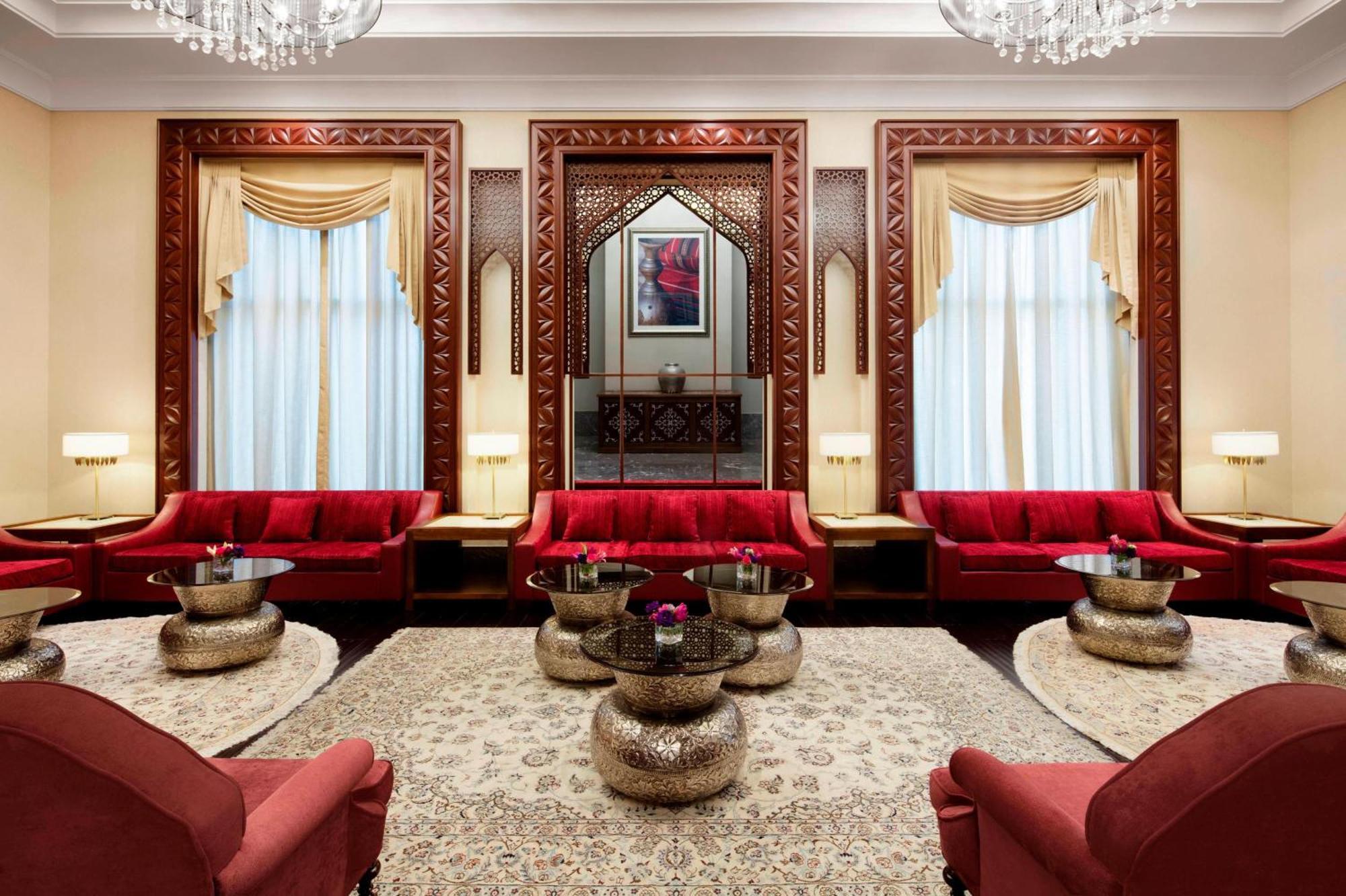 Ajman Saray, A Luxury Collection Resort, Ajman Exterior foto The lounge at the Taj Mahal Palace