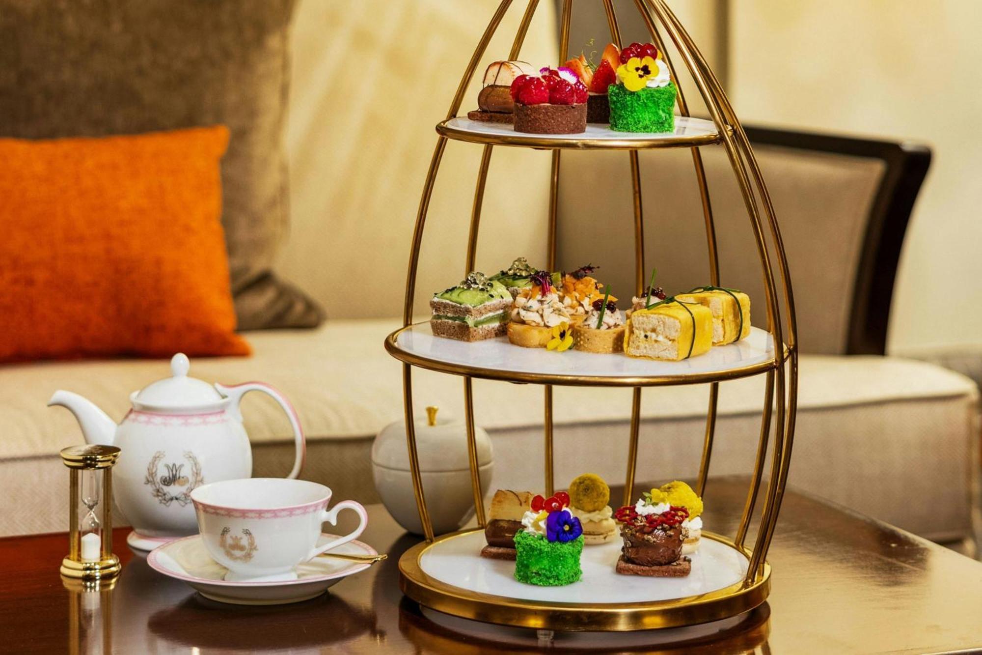 Ajman Saray, A Luxury Collection Resort, Ajman Exterior foto Afternoon tea at the Taj Mahal Palace, Mumbai